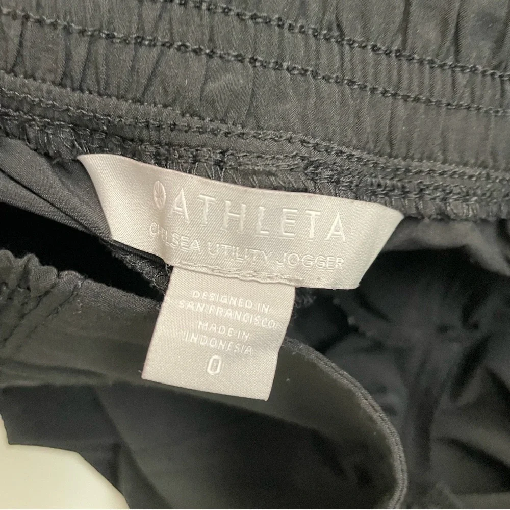 Athleta Pants Chelsea Utility Jogger Cargo Pockets Lightweight Athletic Black